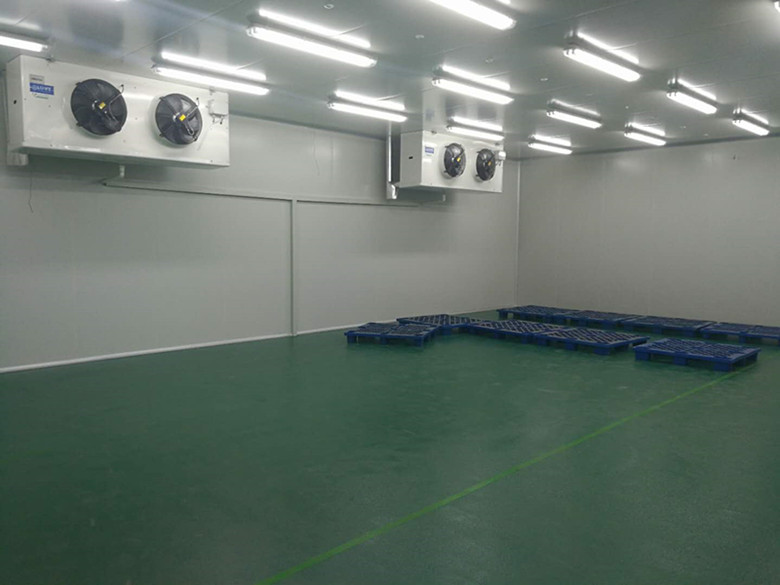 -18℃食品貿(mào)易冷凍庫建造標(biāo)準(zhǔn)及報價預(yù)算多少錢
